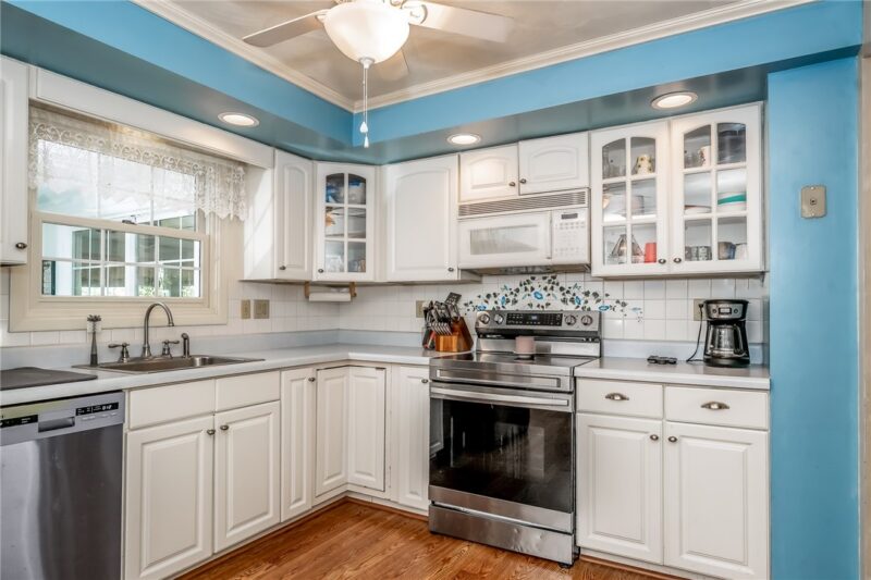 202 Locust St — photo 4