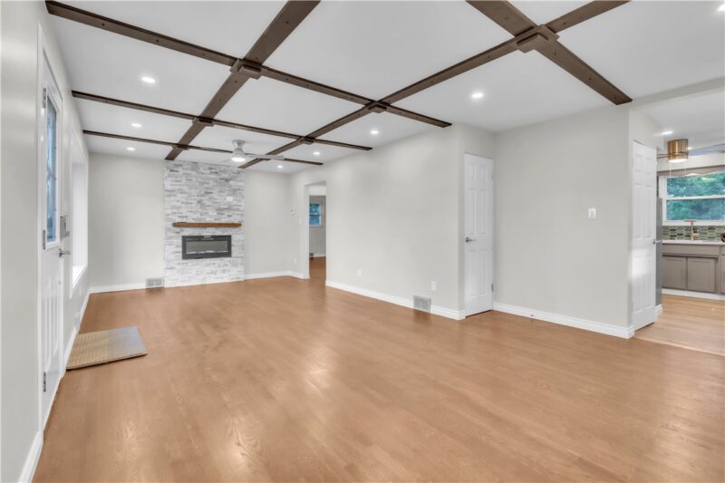 27 Washington Ave — photo 6