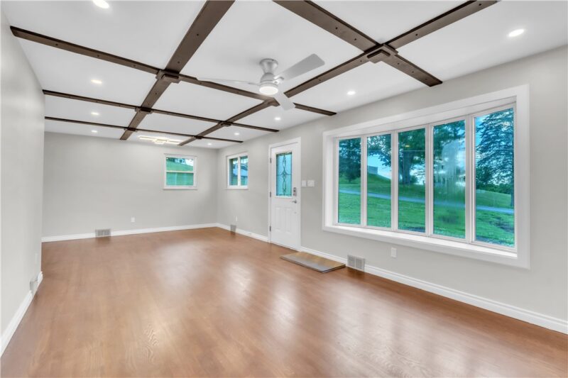 27 Washington Ave — photo 8