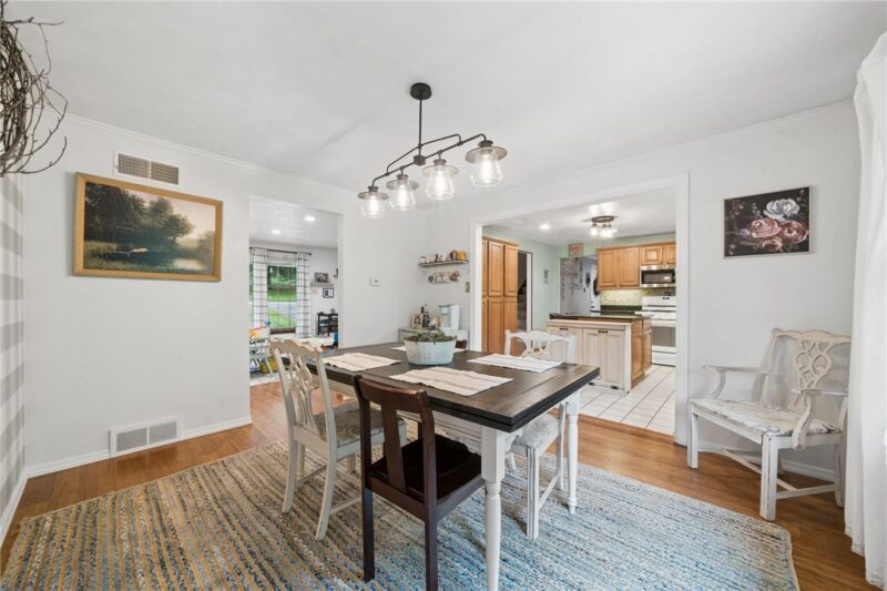 4067 Briarwood Dr — photo 8