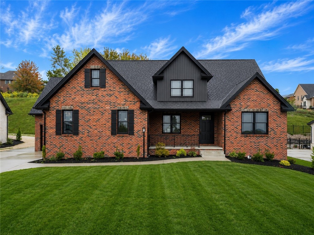 1037 Skyline Dr — photo 1