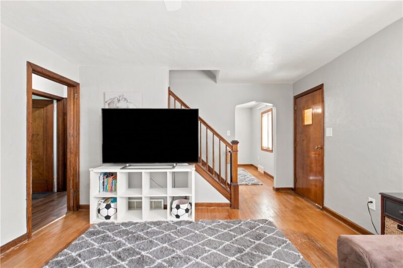 412 Phillips Ave — photo 4