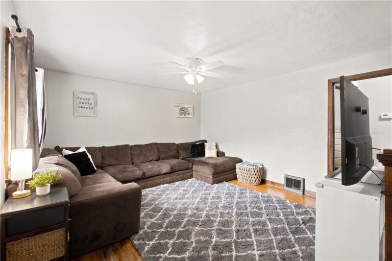412 Phillips Ave — photo 6