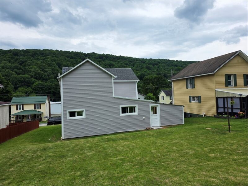 1030 DIXON ROAD — photo 4