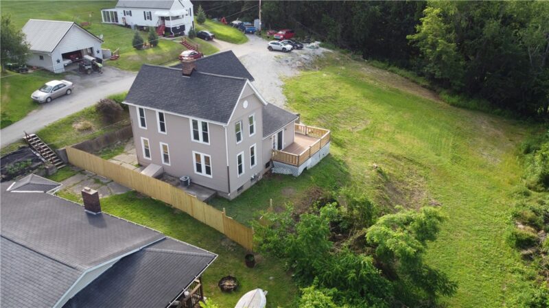 42 Kennedy Rd — photo 4