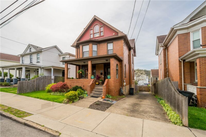 337 W College Street — photo 2
