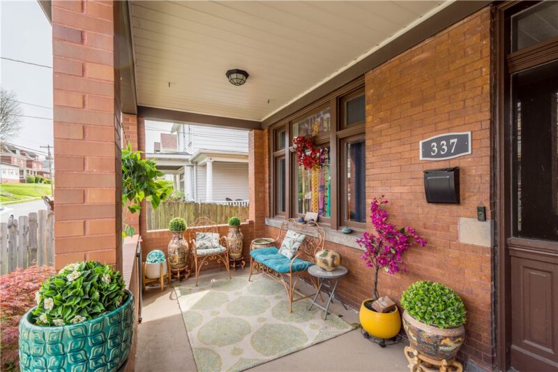 337 W College Street — photo 4