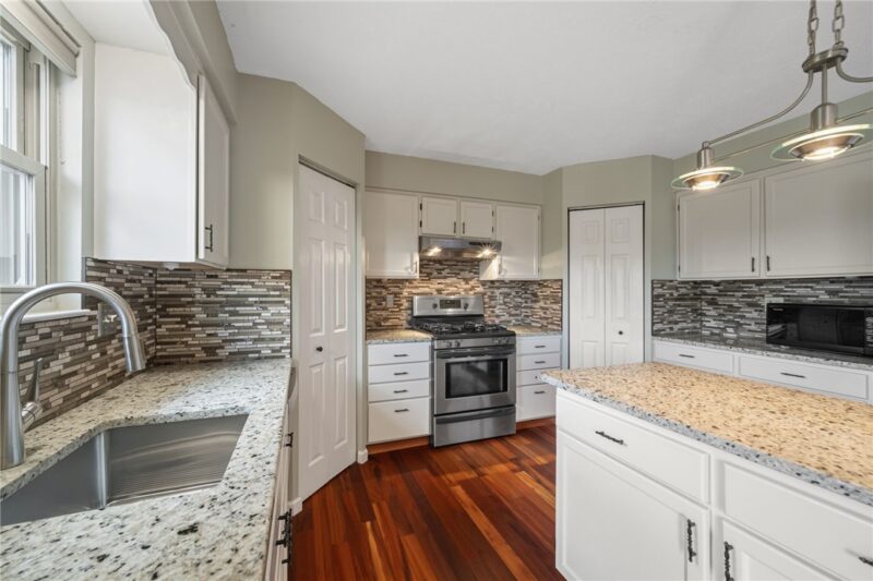 1342 Morgan Cir — photo 7