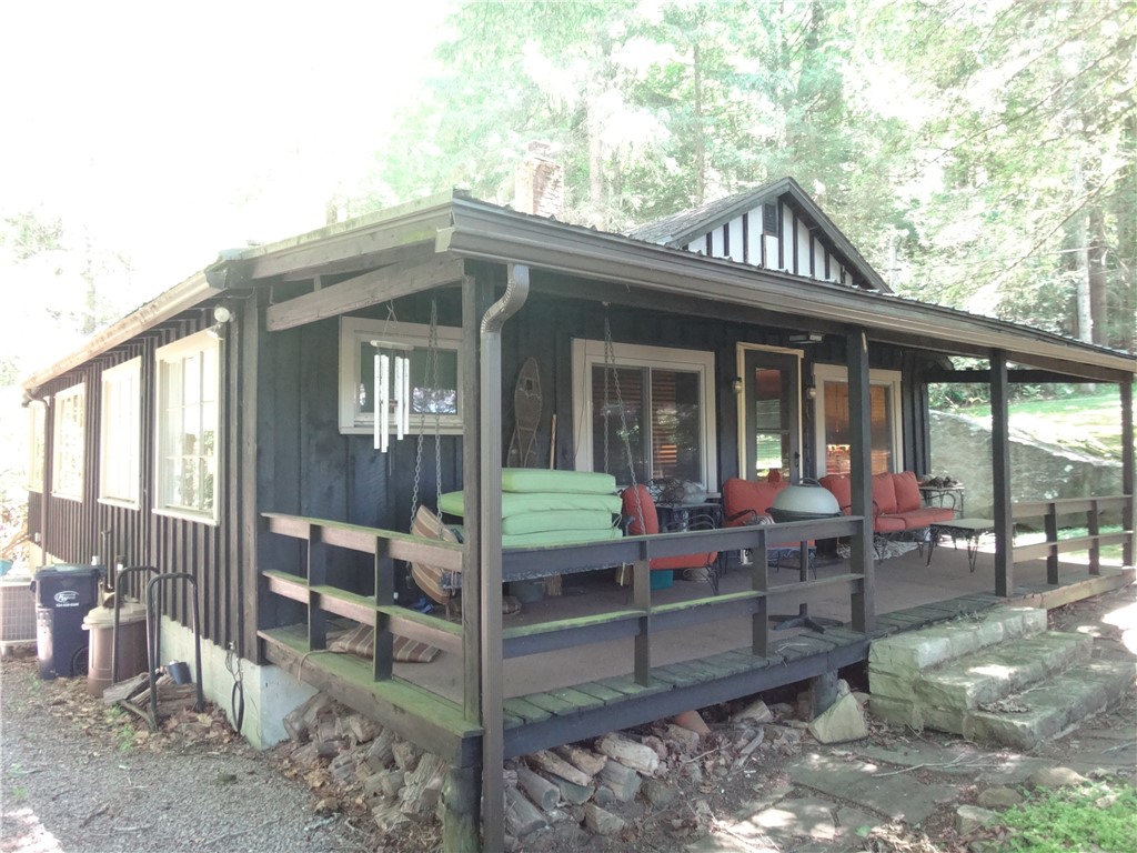 105 Chrisnell Road — photo 1