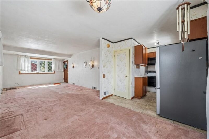 318 Dunbar Dr — photo 8