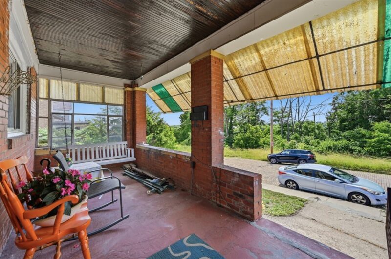 323 Birmingham Ave — photo 4