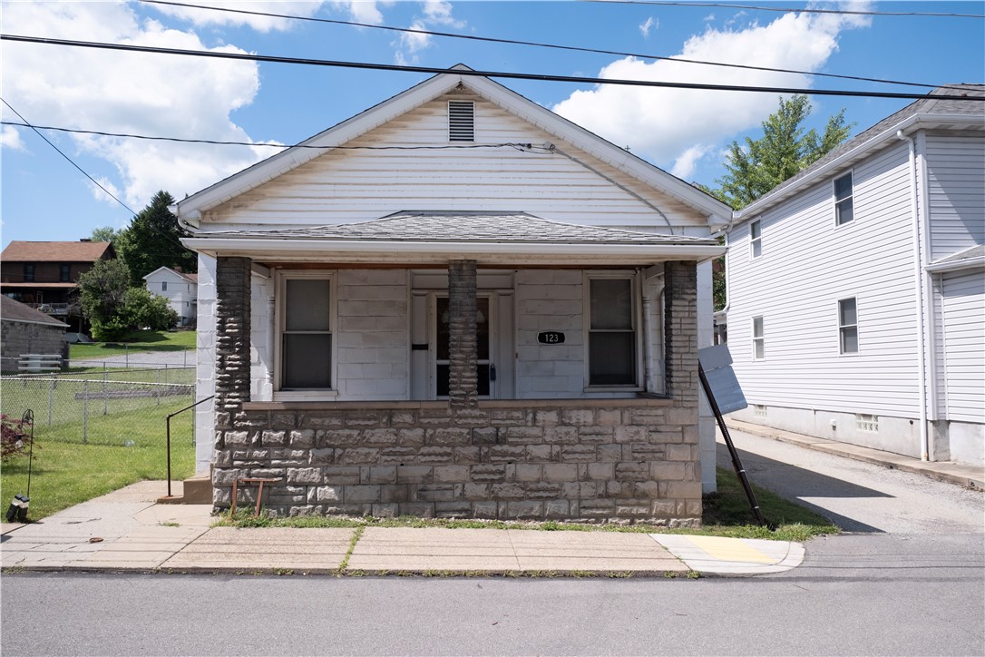 123 Smith St — photo 1