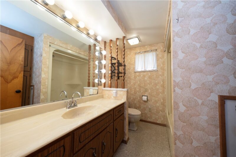 123 Smith St — photo 7