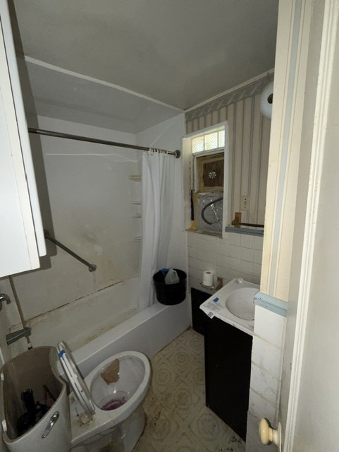321 Lawnwood Avenue — photo 8