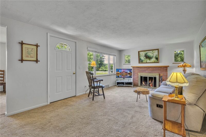 115 Shafer Rd — photo 3