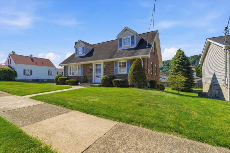 526 Lincoln Avenue — photo 2