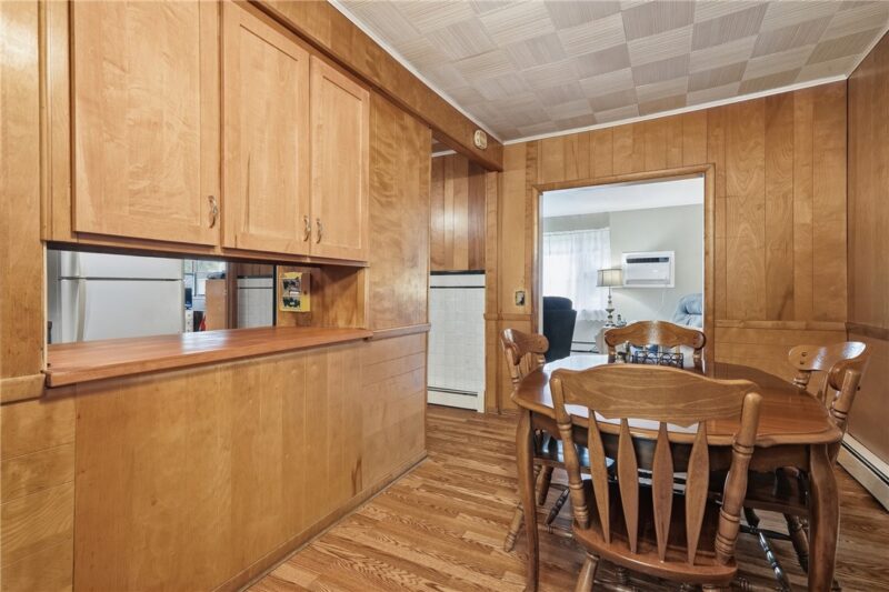 114 Gray Ave — photo 7