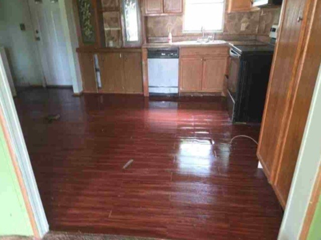 140 Victoria Ln — photo 4