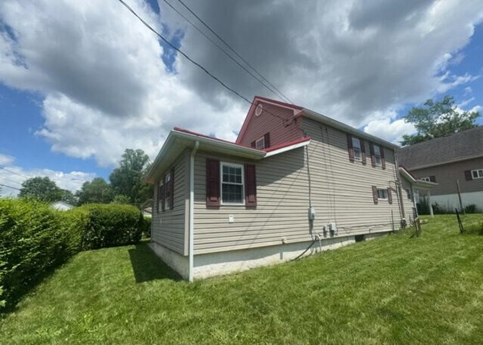 486 Entry Rd — photo 3