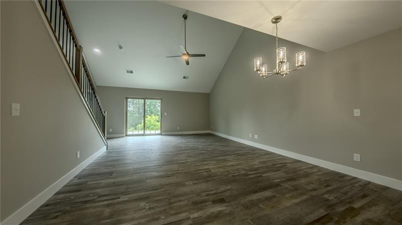 742 Sandstone Way — photo 7