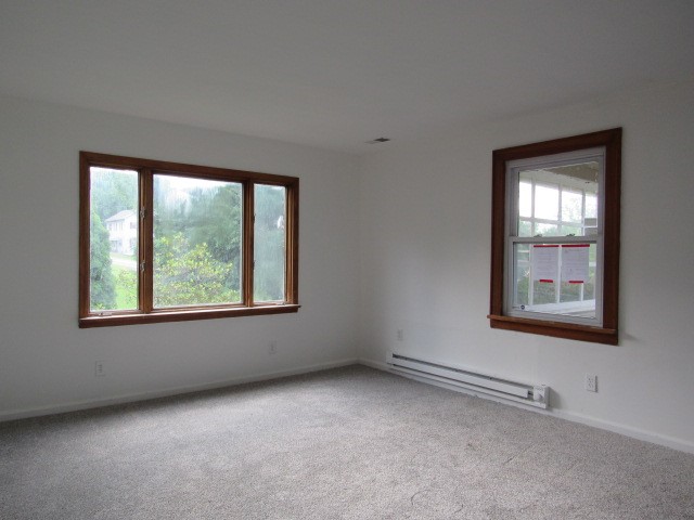 2060 Oakridge Drive — photo 5