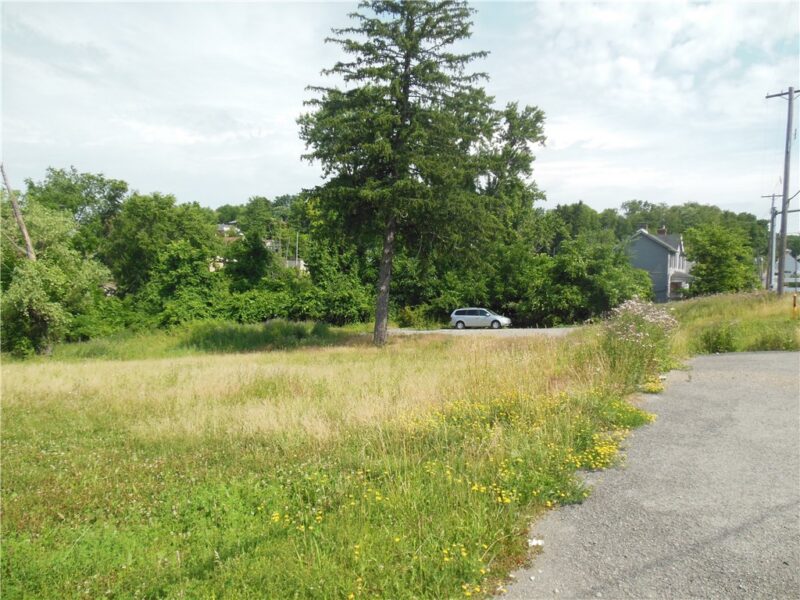 5558 Brownsville Rd — photo 2