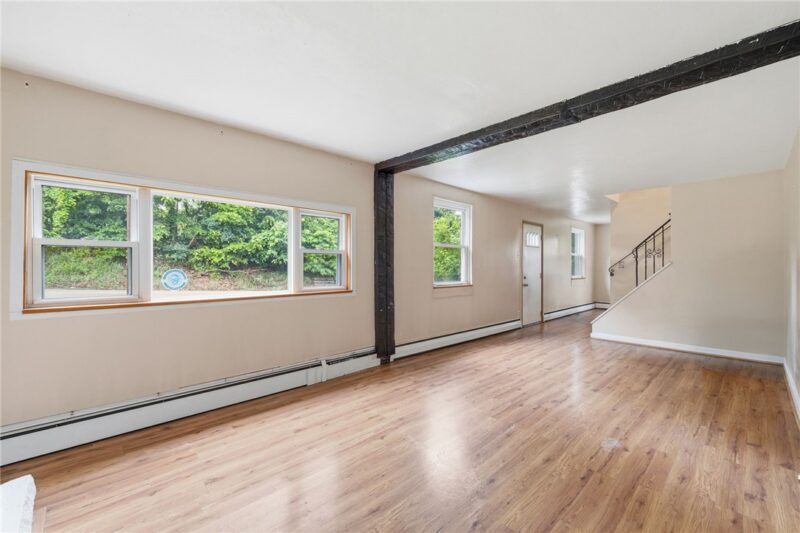 120 Dorseyville Rd — photo 5