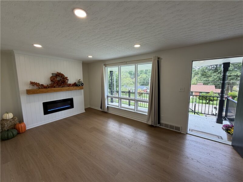 507 EdgeHill Dr — photo 5