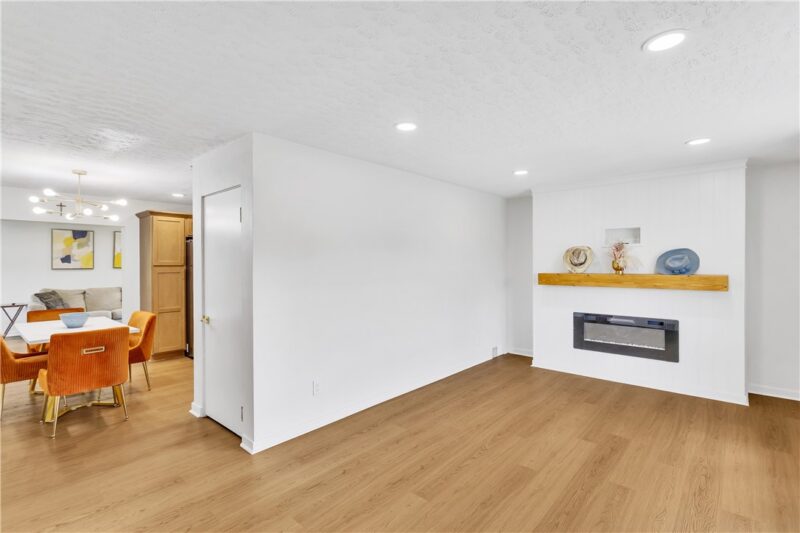 507 EdgeHill Dr — photo 6