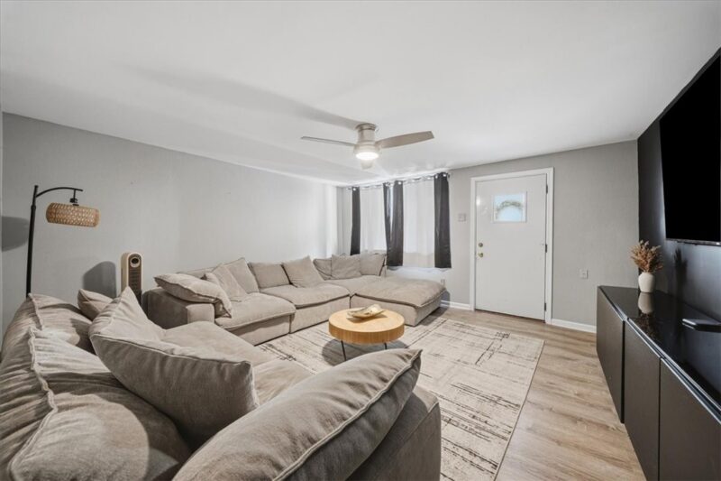 125 Atlas Ave — photo 6