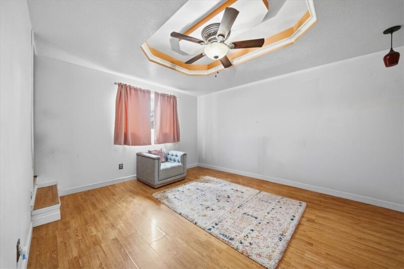 125 Atlas Ave — photo 8
