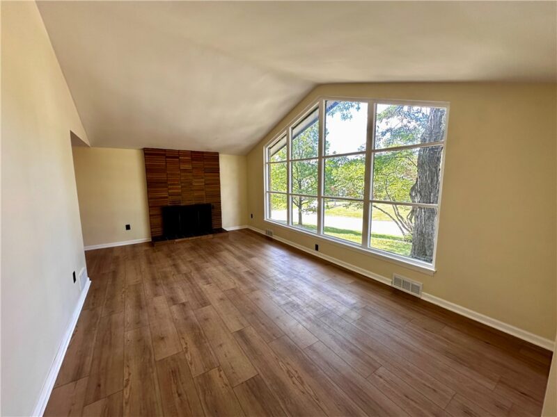 1172 Colgate Dr — photo 6