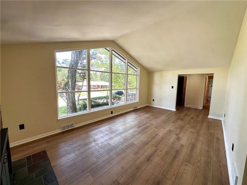 1172 Colgate Dr — photo 7