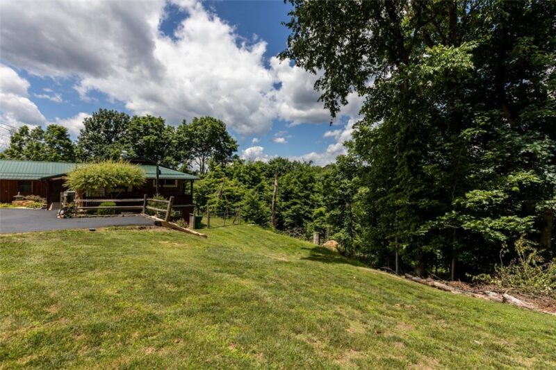 996 N.Bluff Drive — photo 2