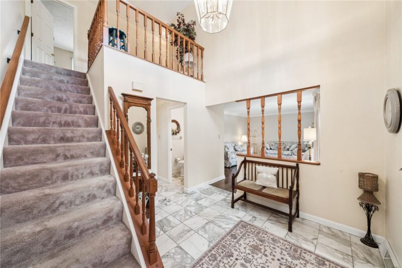 95 William Dr — photo 4