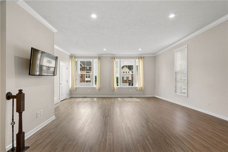 160 COLE DRIVE — photo 7