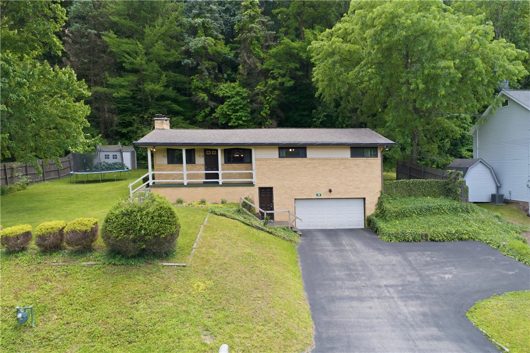 148 Dwellington Drive — photo 1