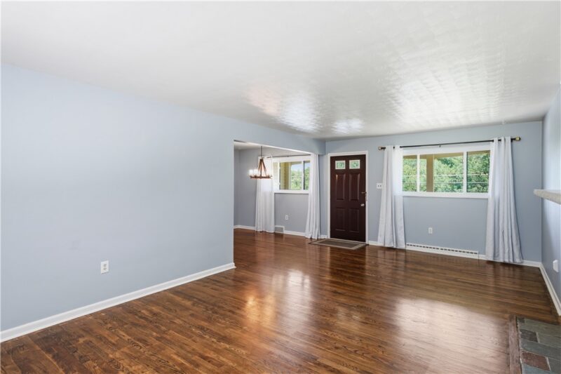 148 Dwellington Drive — photo 7