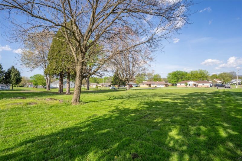 856 Wilhelm Rd — photo 4