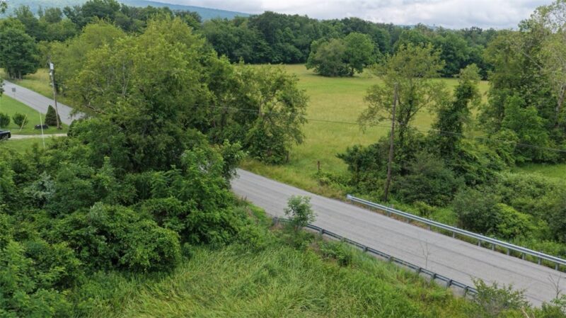 00 Wymps Gap Road — photo 4