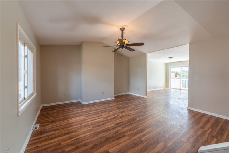 826 Eureka St — photo 3