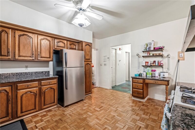 437 S Aiken Ave — photo 4