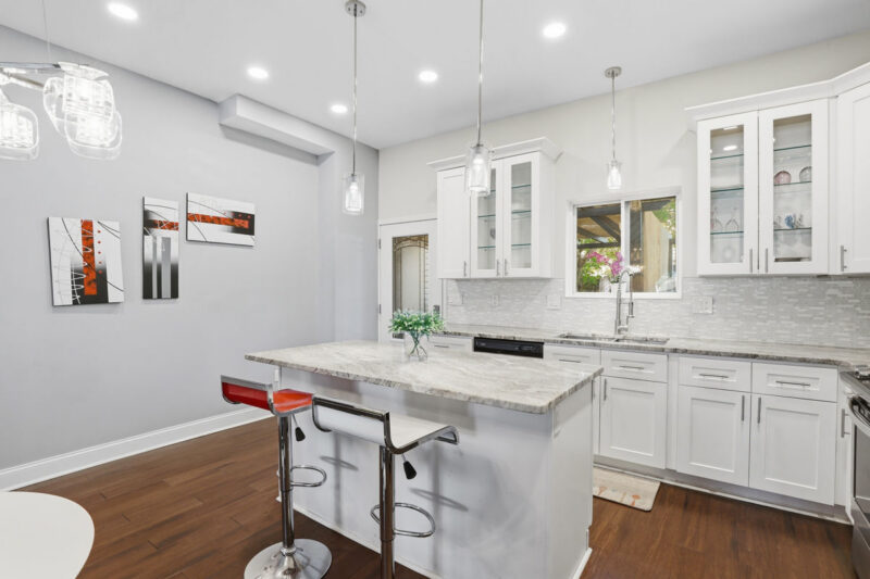 3914 Howley Street — photo 8
