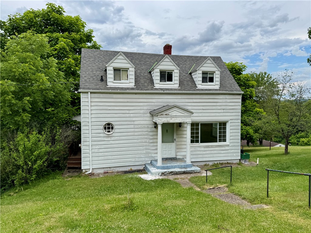 421 McGeary Ave — photo 1
