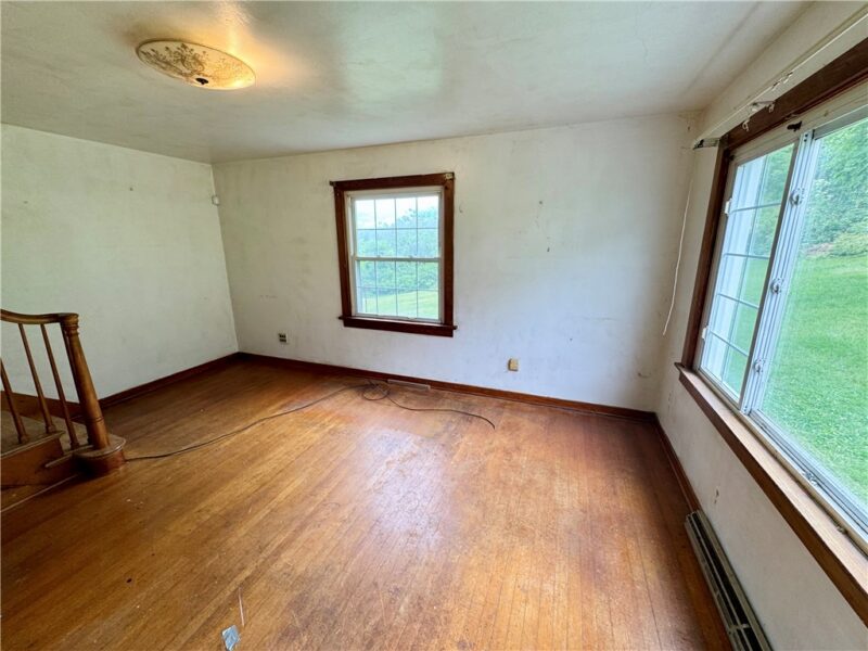 421 McGeary Ave — photo 8