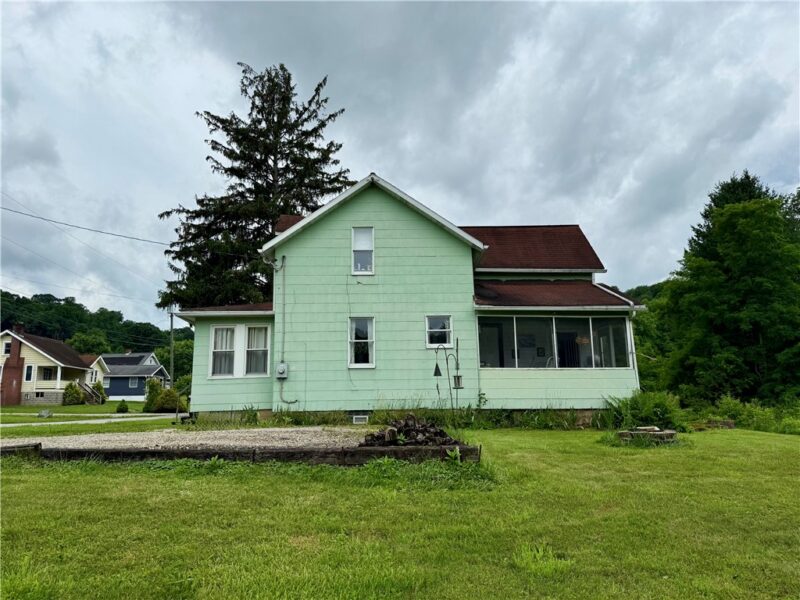 114 Stewarton Road — photo 4