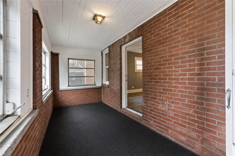 905 Rebecca — photo 7