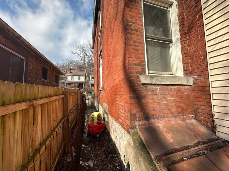 234 Renova St — photo 3