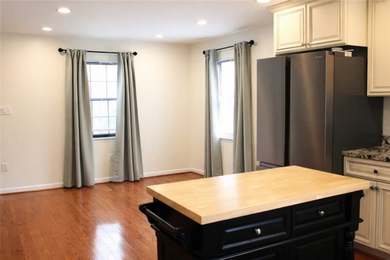230 Broadway Dr — photo 5