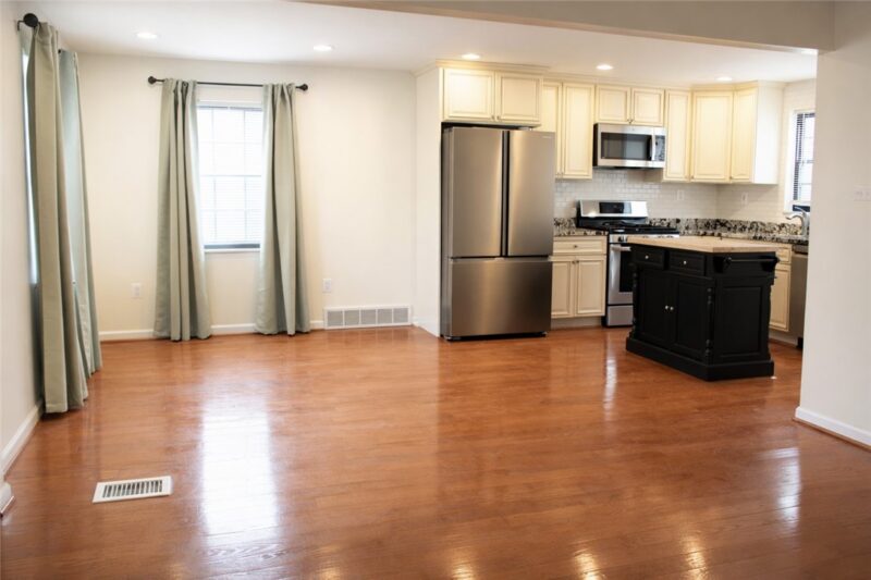 230 Broadway Dr — photo 6